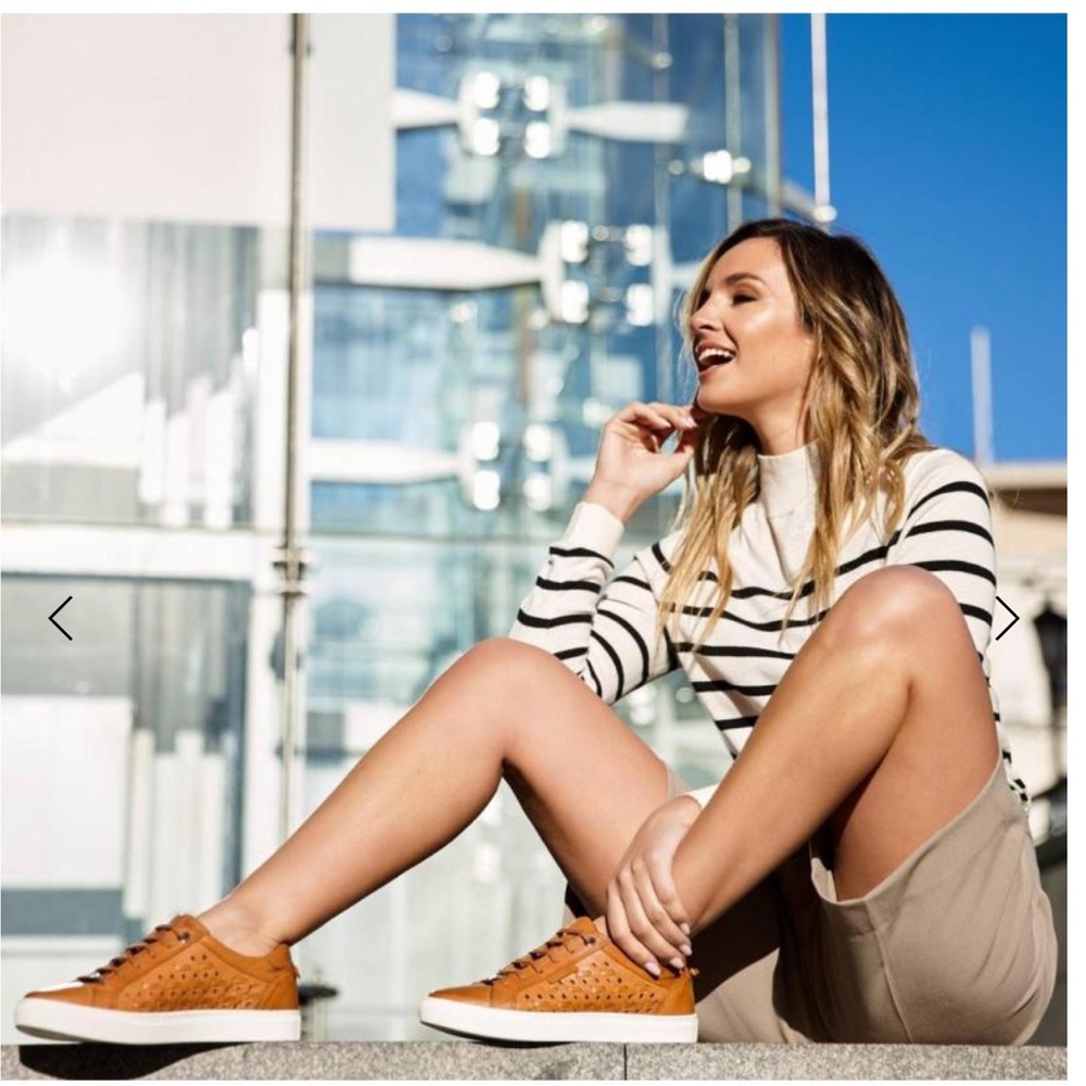 Carmela Tan Leather Sneakers (9.5)